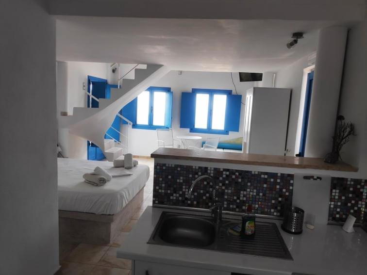 Villa Aigli Anafi Exteriör bild